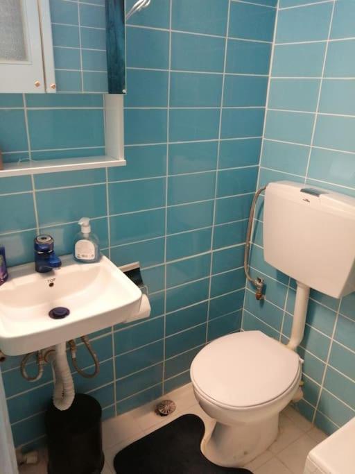 Ferienwohnung Ανακαινισμένο 8 Λεπτά Από Το Μετρό. Athen Exterior foto